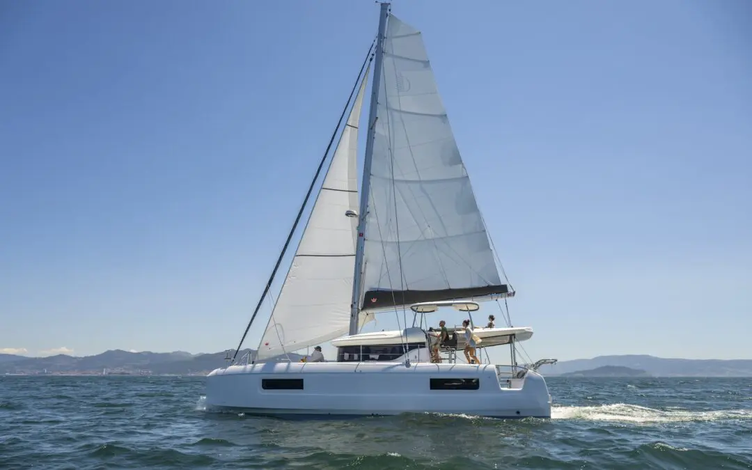 LAGOON 43