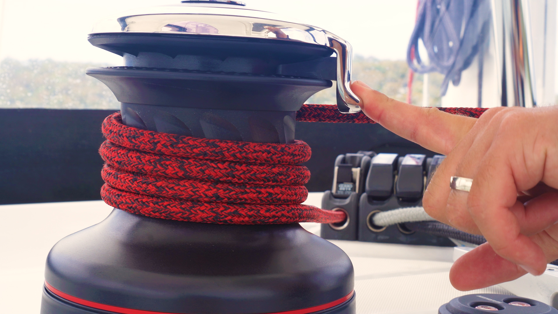 Lagoon Catamaran How to use the electric winch