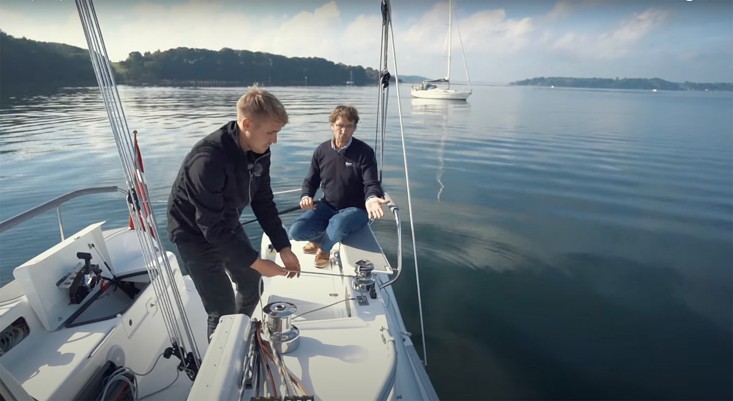 Screen-Shot-2022-05-19-at-1.42 Dragonfly trimaran sail guide boat functions swing wing system