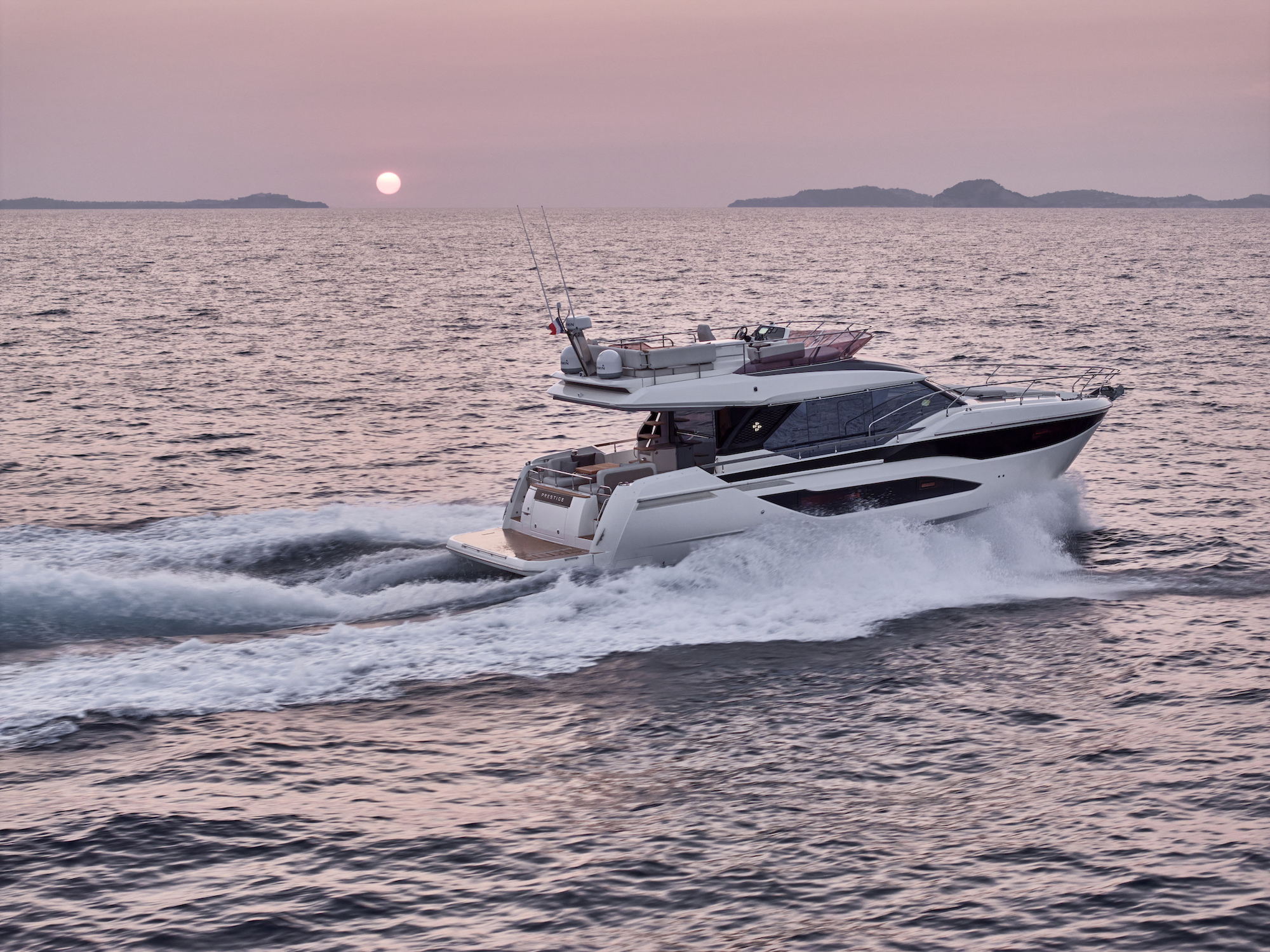 TMG YACHTS PRESTIGE f4 AUSTRALIA