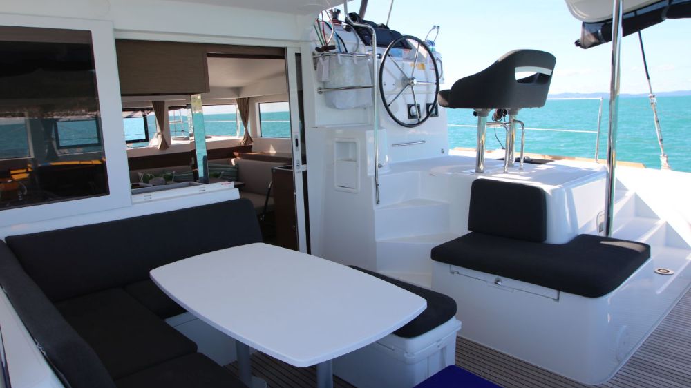Lagoon 40.4G Cockpit