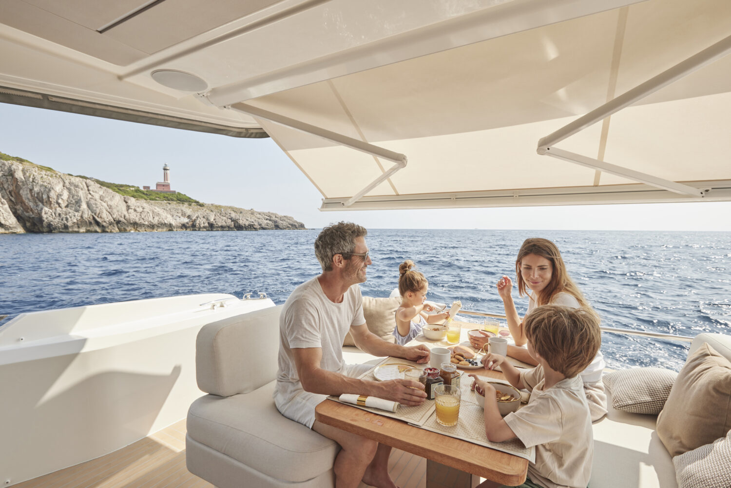 PRESTIGE f4 YACHTS AUSTRALIA TMG