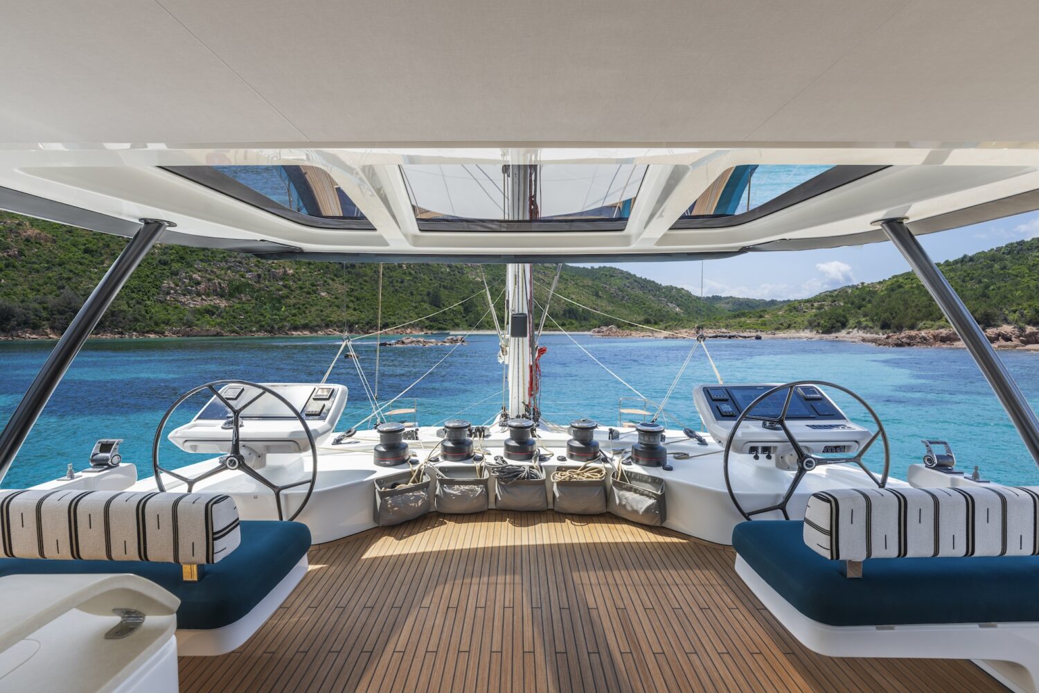 Lagoon 82